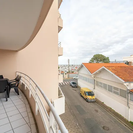 - T2 Spacieux Avec Terrasse, Proche Plage Et Port De Plaisance - Fr-1-319-532 * آركاشو